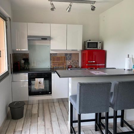 Chez Mel Et Manu Apartment Sanary-sur-Mer Bagian luar foto